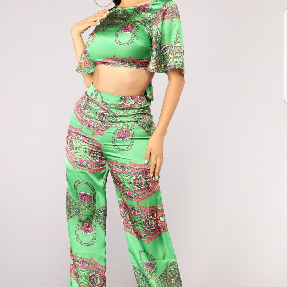 Cache Pant Set - Green Multi